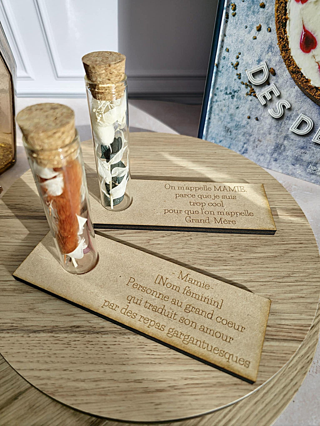 🌿 Support en bois & pipette fleurie