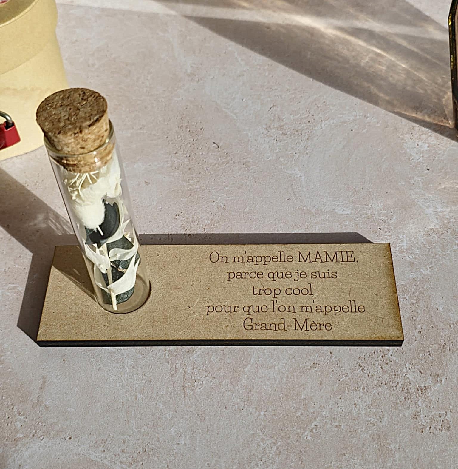 🌿 Support en bois & pipette fleurie